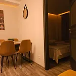Apartament I *