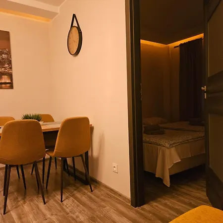 アパート Virgo & *