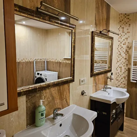 Virgo & アパート Koleczkowo