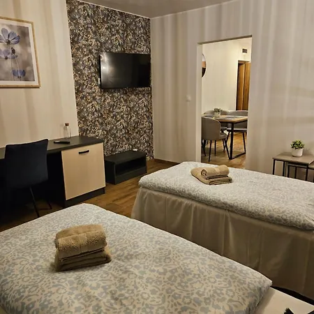 アパート Virgo & *